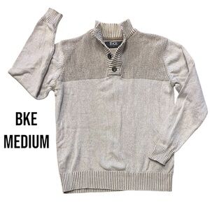 BKE~Sweater~Cream/Tan~Button~Medium‎